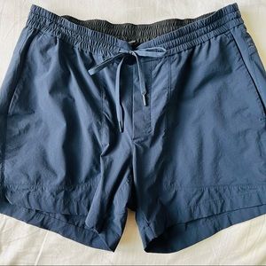 Lululemon Bowline Short Navy XXL